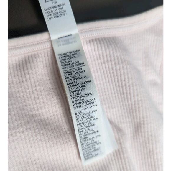 Athleta Aurora Seamless Crop Ribbed Tank Rosy Tint Light Pink V Neck Womens XXS - Picture 8 of 9